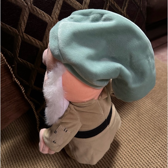 Vintage Sleepy Dwarf Disney Plush - Picture 11 of 11